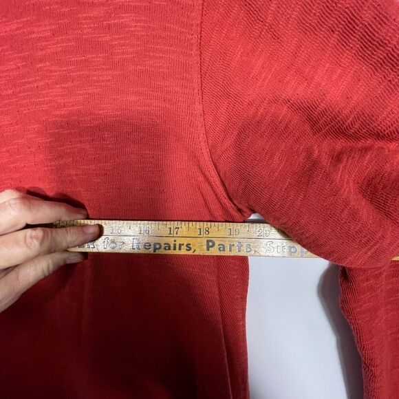 North Star Base Red Hi-Low Hem Rayon Blend Long Sleeved V-Neck T-Shirt Top Small - Picture 6 of 6